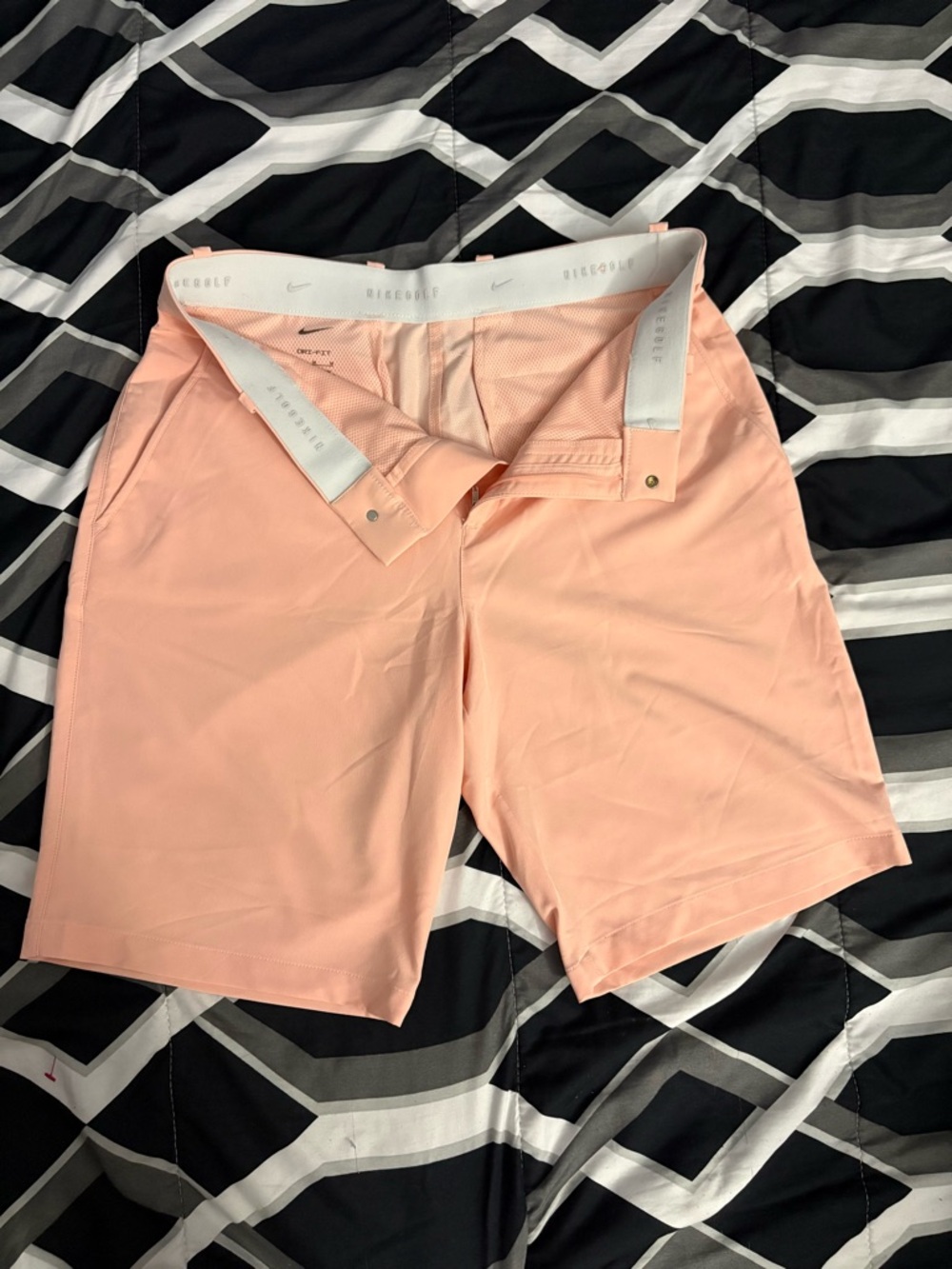 Nike Women’s Peach Athletic Golf Shorts